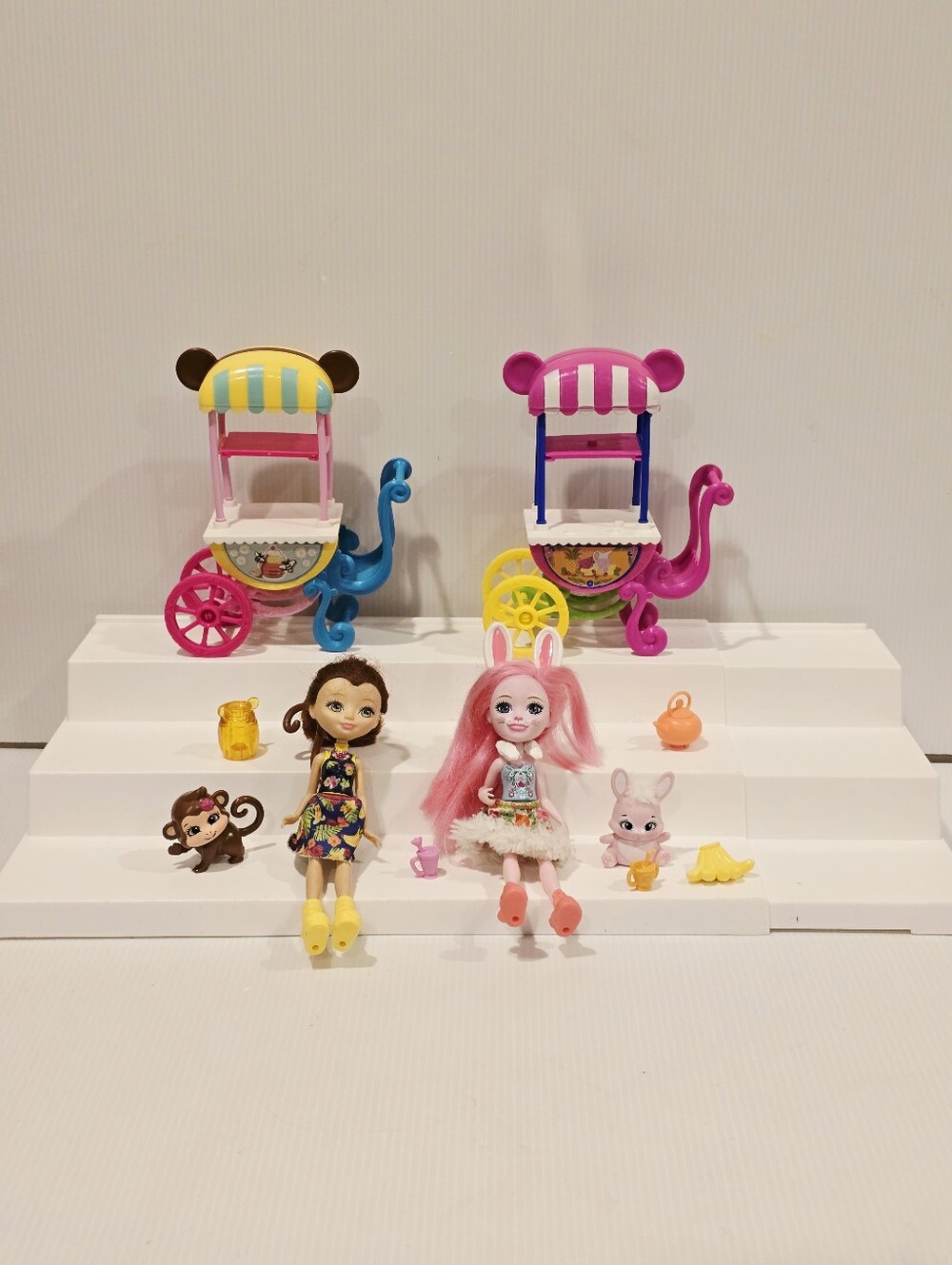 Enchantimals Doll Fruit Cart Doll Set